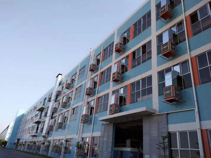 廠房降溫用什么設(shè)備好 潤(rùn)東方環(huán)?？照{(diào)告訴你