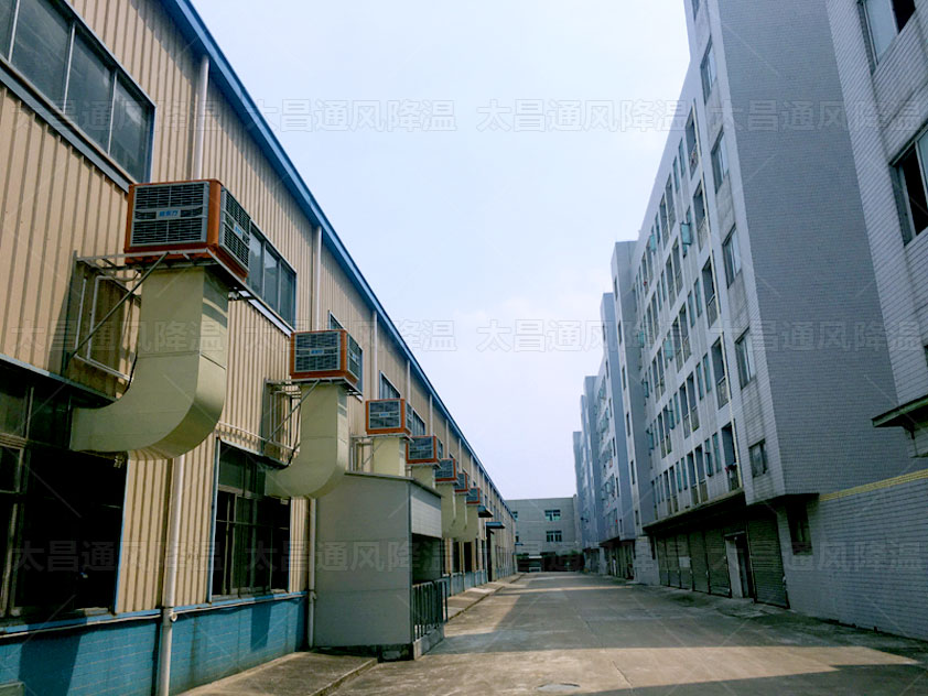 車間降溫方案配置節(jié)能環(huán)?？照{(diào)，使用效果沒話說