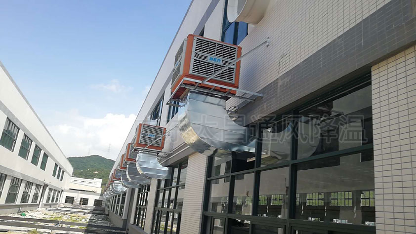 車間降溫都配置安裝節(jié)能環(huán)?？照{(diào)，降溫效果好到爆