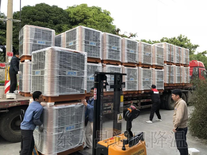 潤東方環(huán)?？照{(diào)告訴您車間需要什么樣的降溫設(shè)備