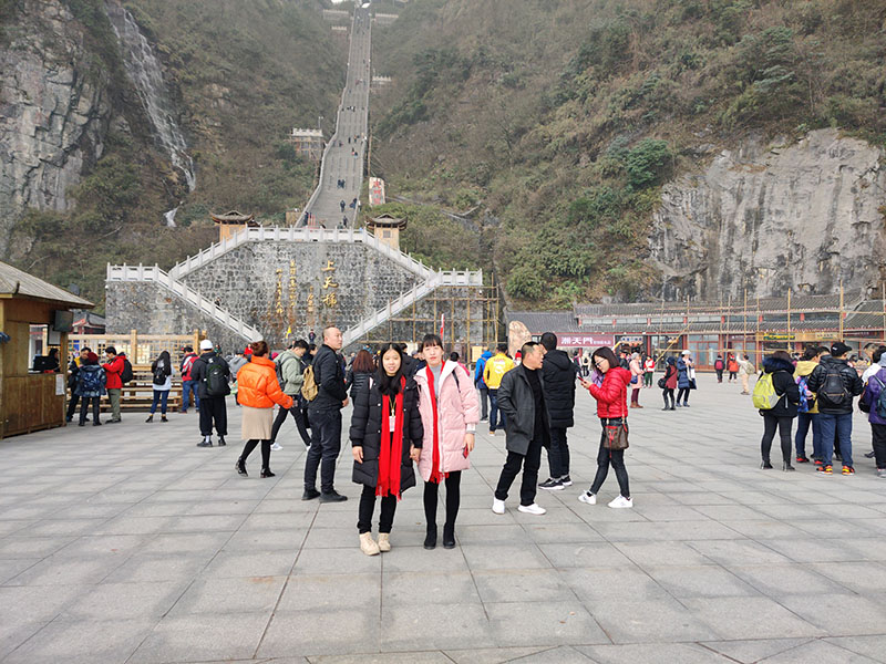 潤(rùn)東方環(huán)?？照{(diào)團(tuán)隊(duì)出游